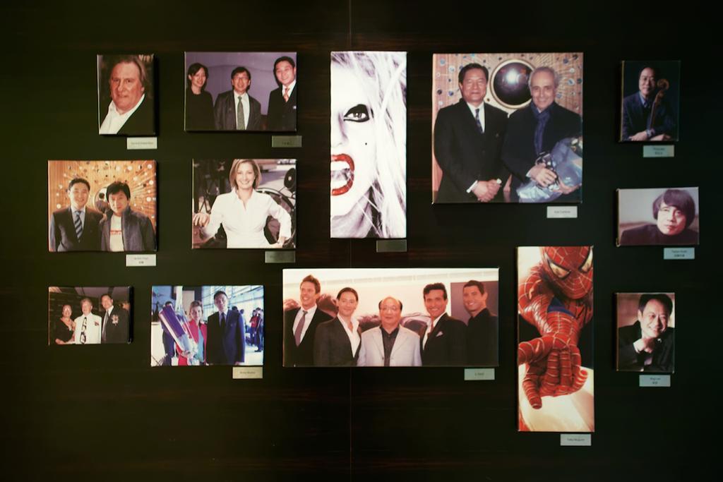 מלון The Landis טאיצ'ונג מראה חיצוני תמונה Photographs of the 2008–09 season