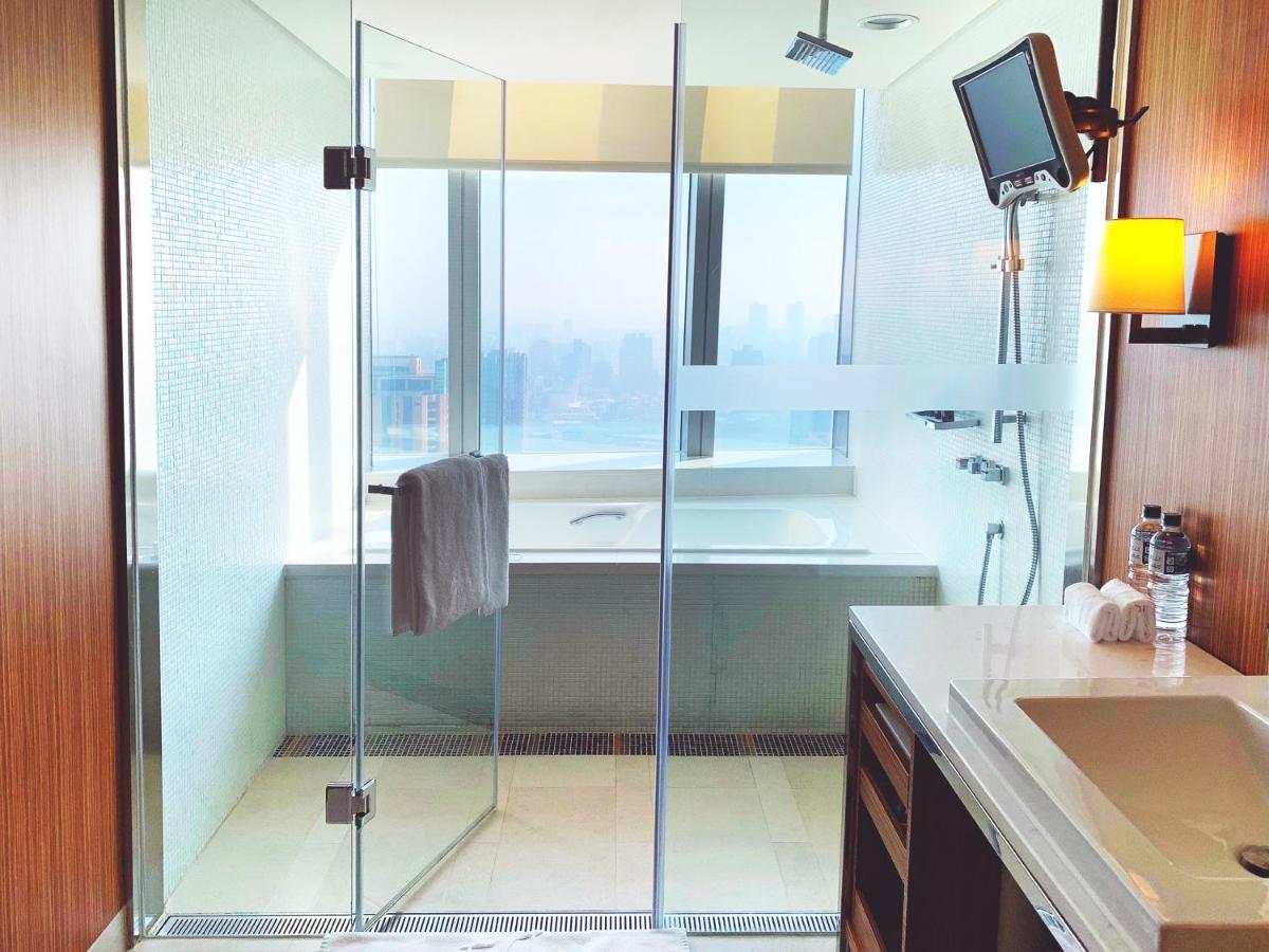 מלון The Landis טאיצ'ונג מראה חיצוני תמונה A shower enclosure